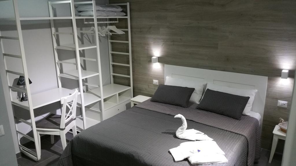 Alis Vanvitelli Suite Неаполь Экстерьер фото