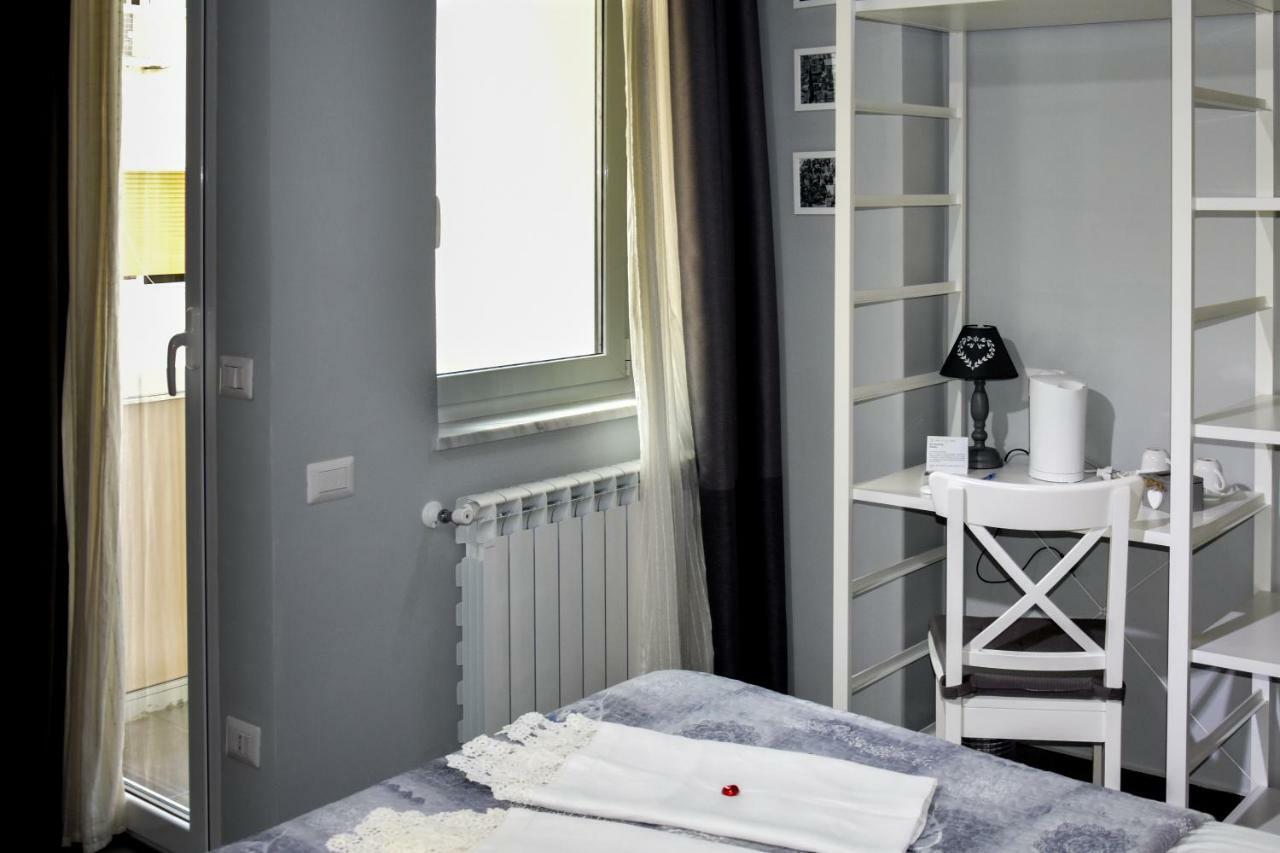 Alis Vanvitelli Suite Неаполь Экстерьер фото